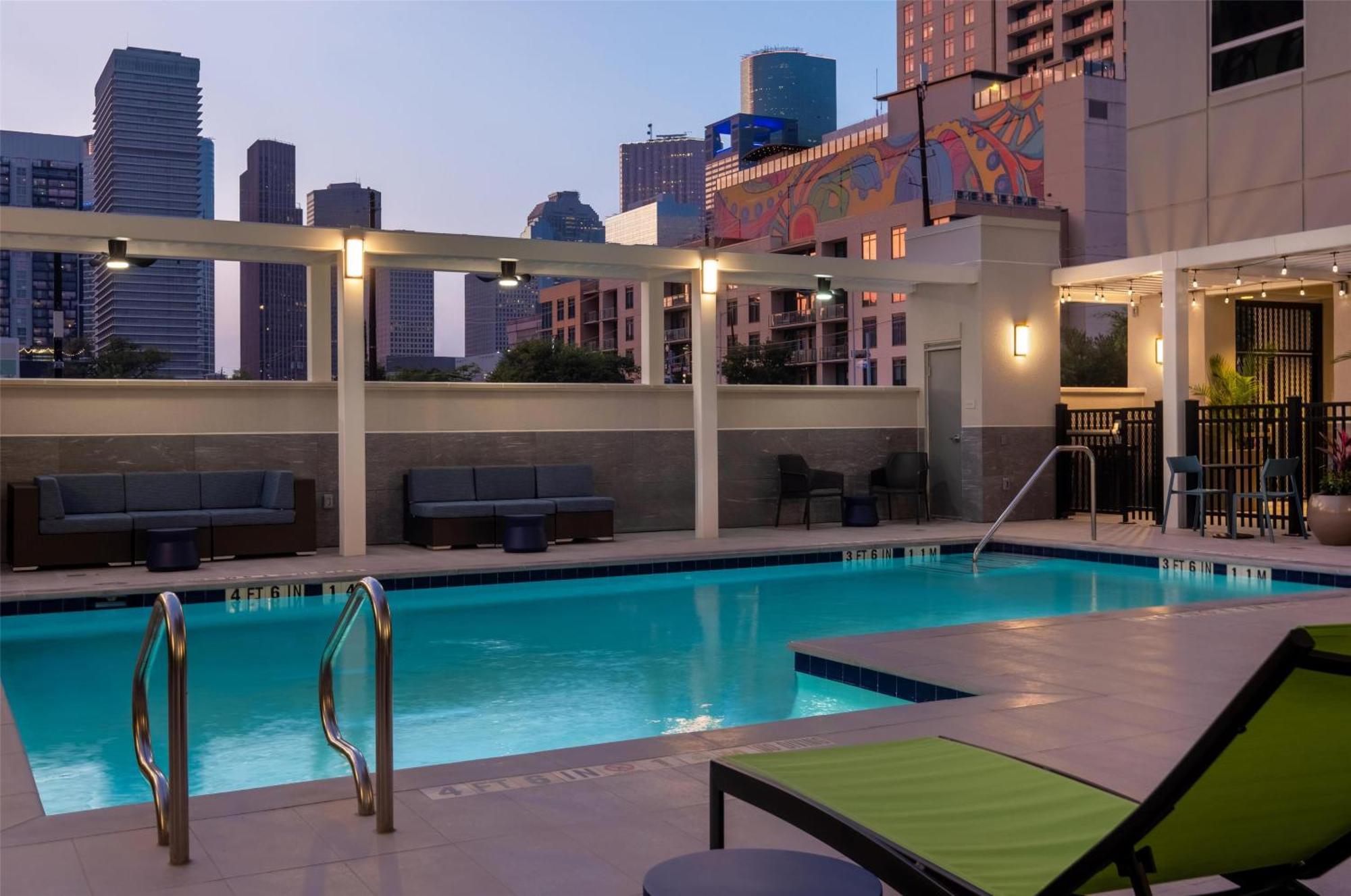 Home2 Suites By Hilton Houston Downtown Convention Center מראה חיצוני תמונה